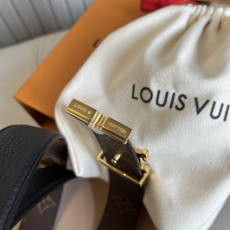 LOUIS VUITTON Belts